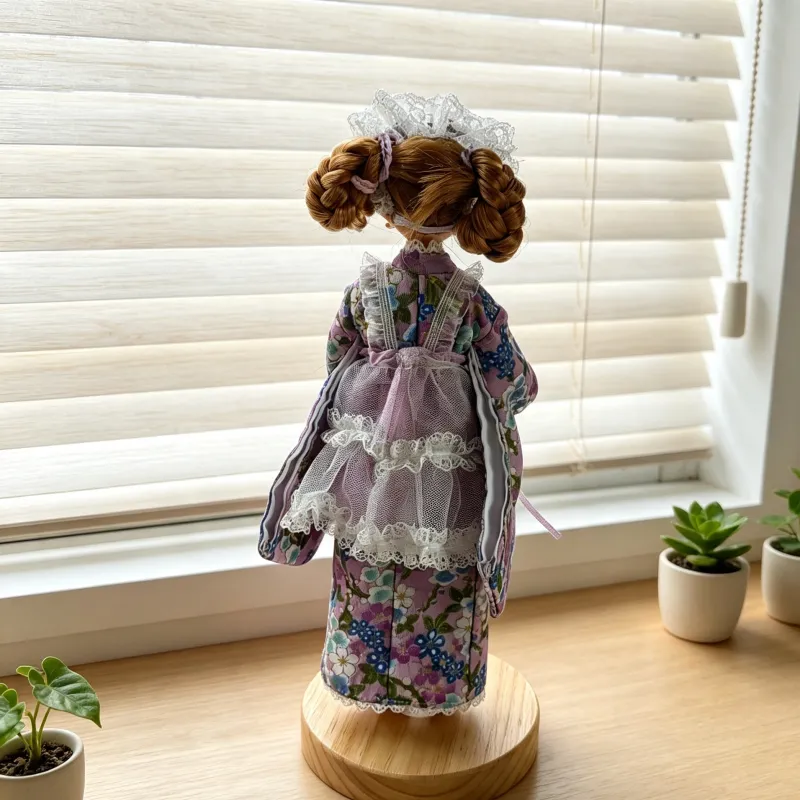 紫色花卉和服 — 角度三